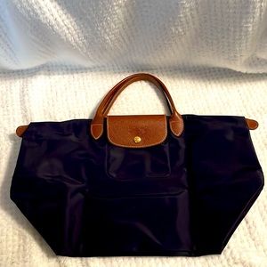 Longchamp Medium Le Pliage Bilberry Short Handle Tote